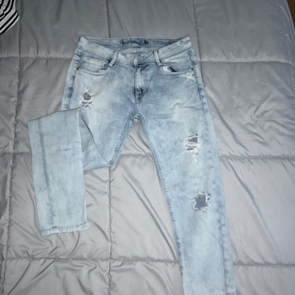 Ripped jeans